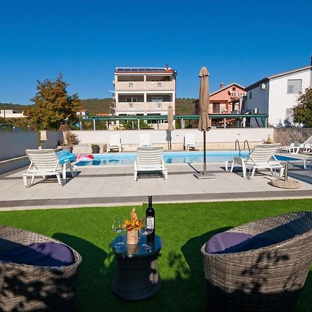 Apartment Tony With Private Pool Sukošan 외부 사진